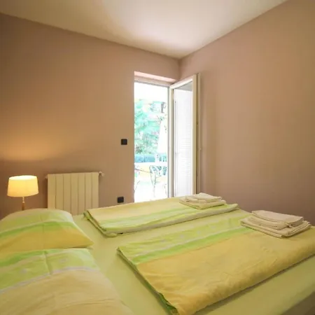 Ferienwohnung In Mit Eigenem Garten Apartment Porec